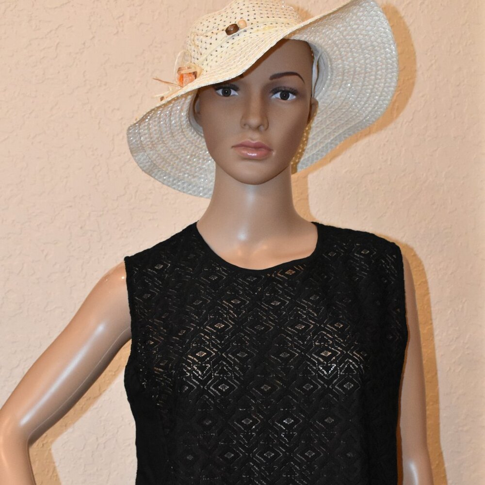 Sonia De Nisco Italian, Black sleeveless top US M- NWOT